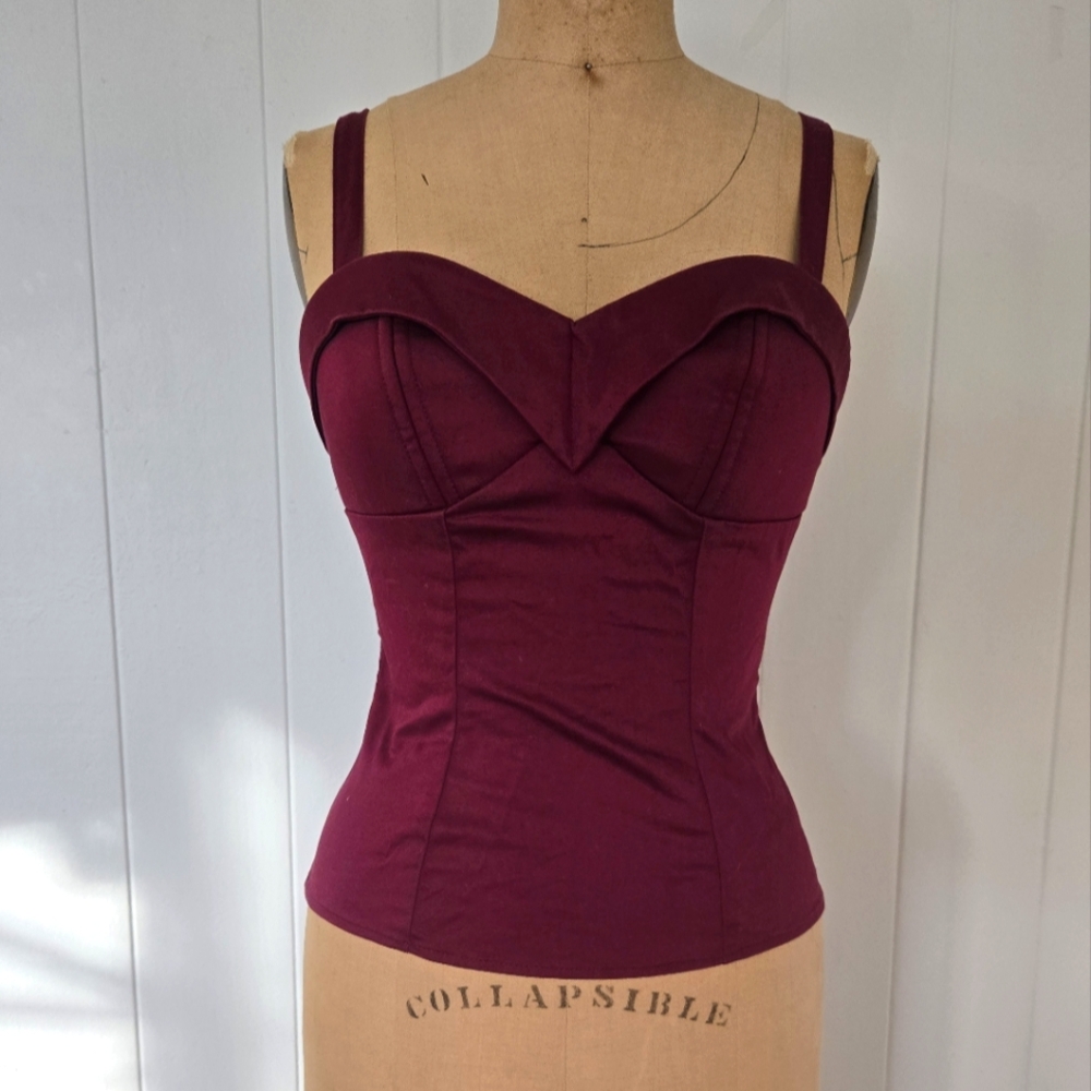 Vixen Maneater Top in Burgundy